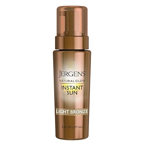 Jergens Natural Glow Instant Sun Body Mousse, Self Tanner for Light Bronze Tan