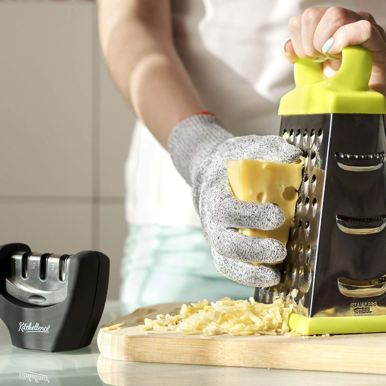 4-in-1 Kitchen Knife Accessories: 3-Stage Knife Sharpener Helps Repair - Image 4